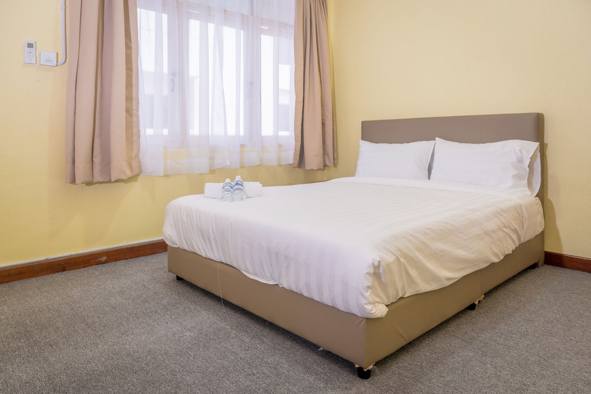 Spot On 89645 Ong'S Court Hotel George Town Exterior photo