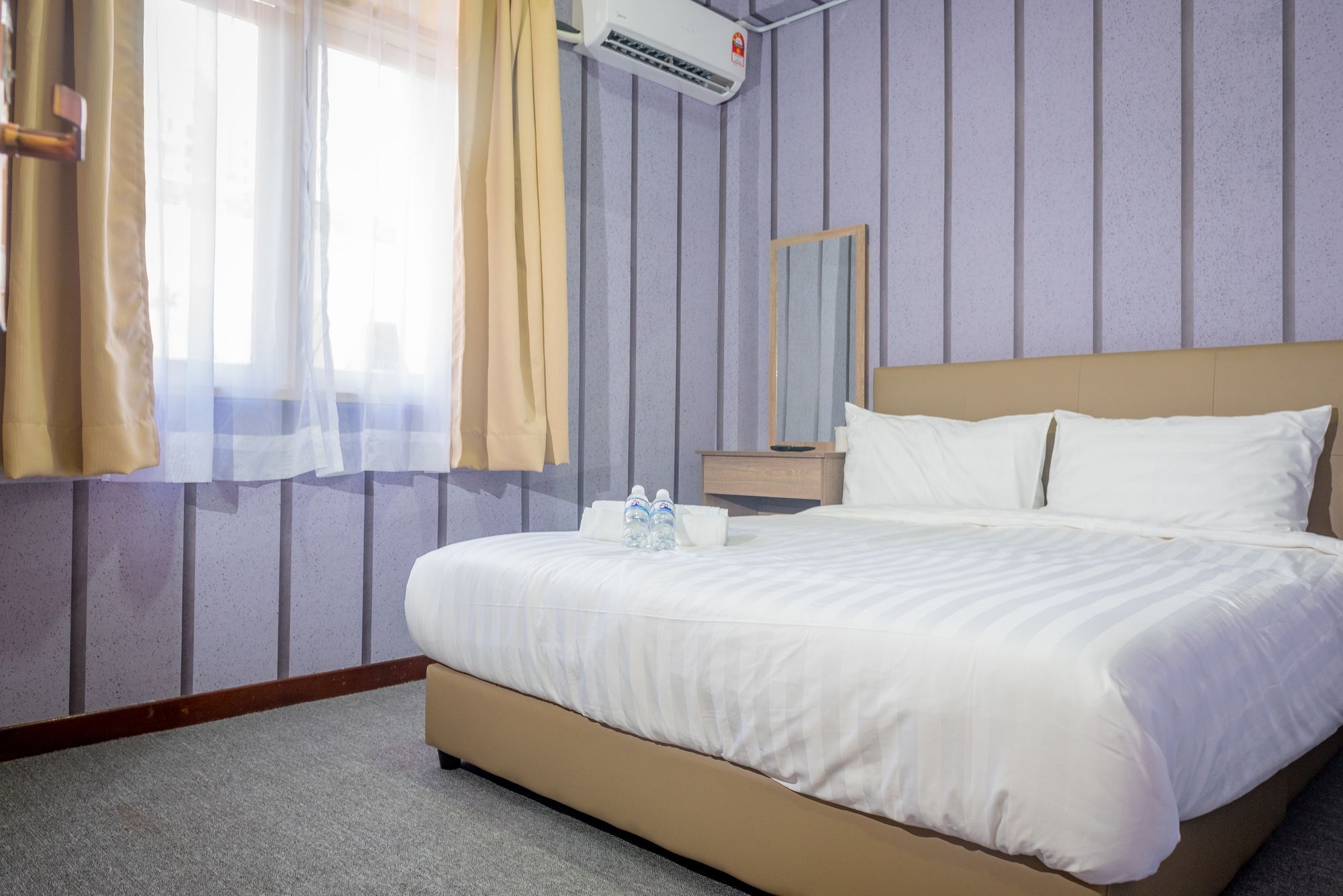 Spot On 89645 Ong'S Court Hotel George Town Exterior photo