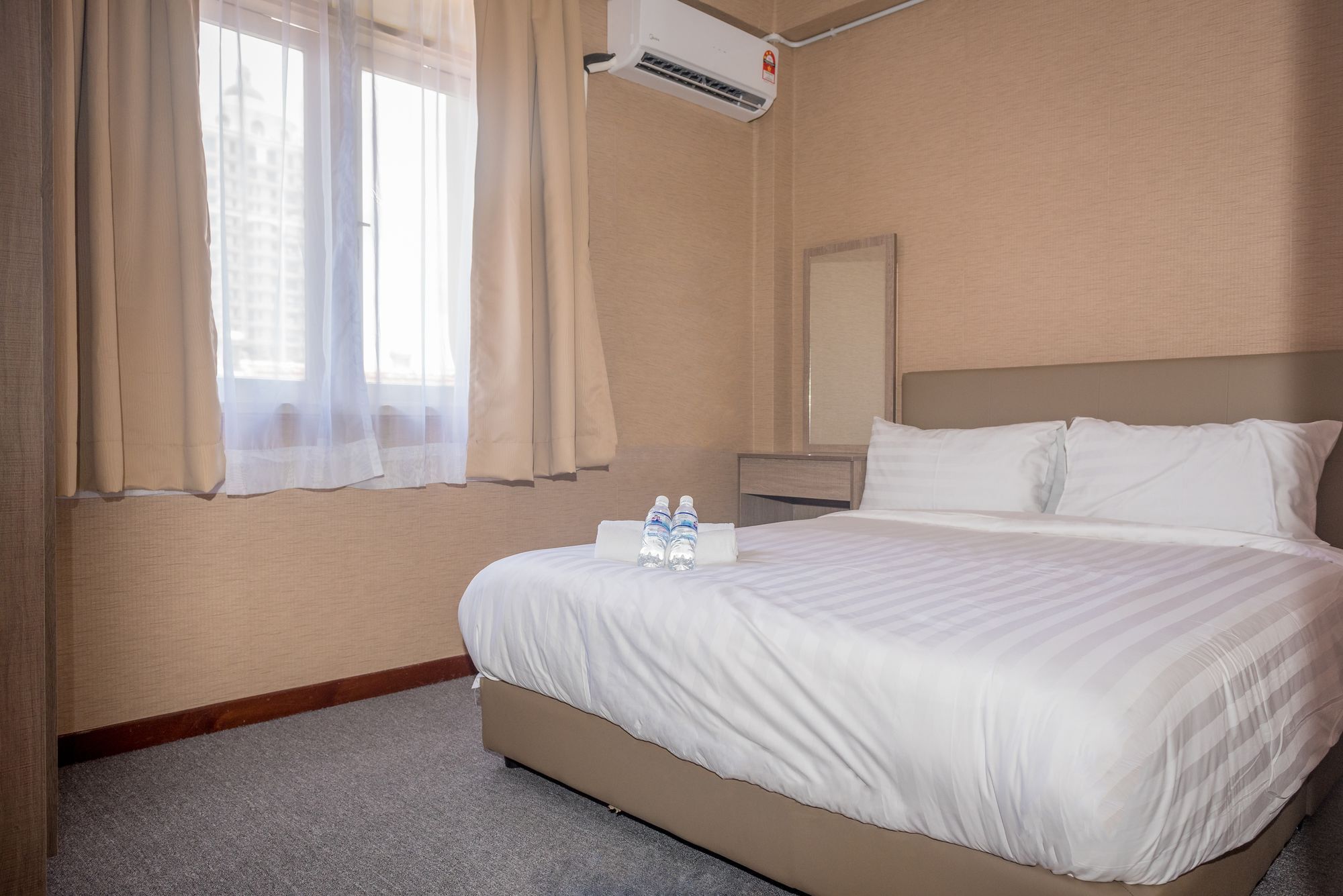 Spot On 89645 Ong'S Court Hotel George Town Exterior photo