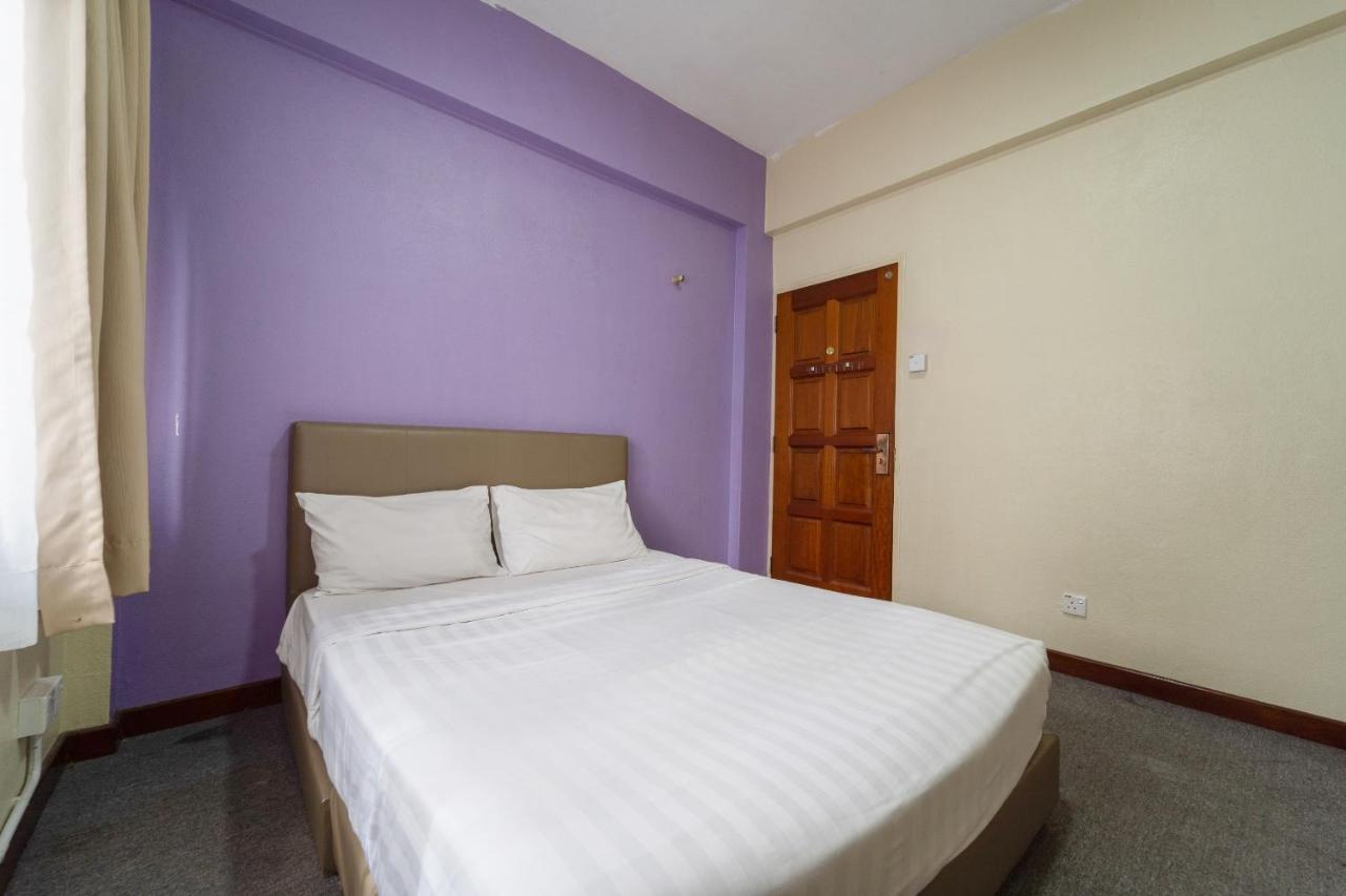 Spot On 89645 Ong'S Court Hotel George Town Exterior photo