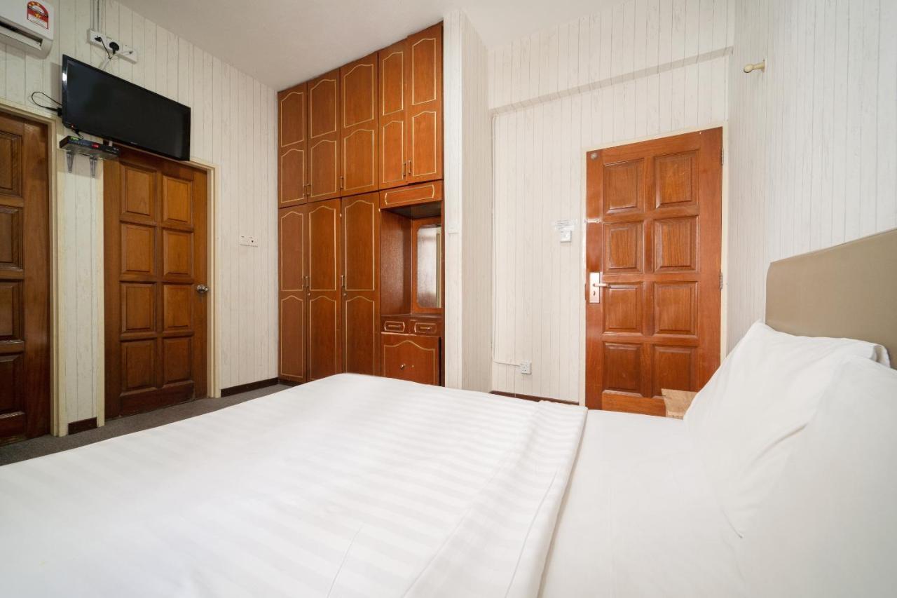 Spot On 89645 Ong'S Court Hotel George Town Exterior photo